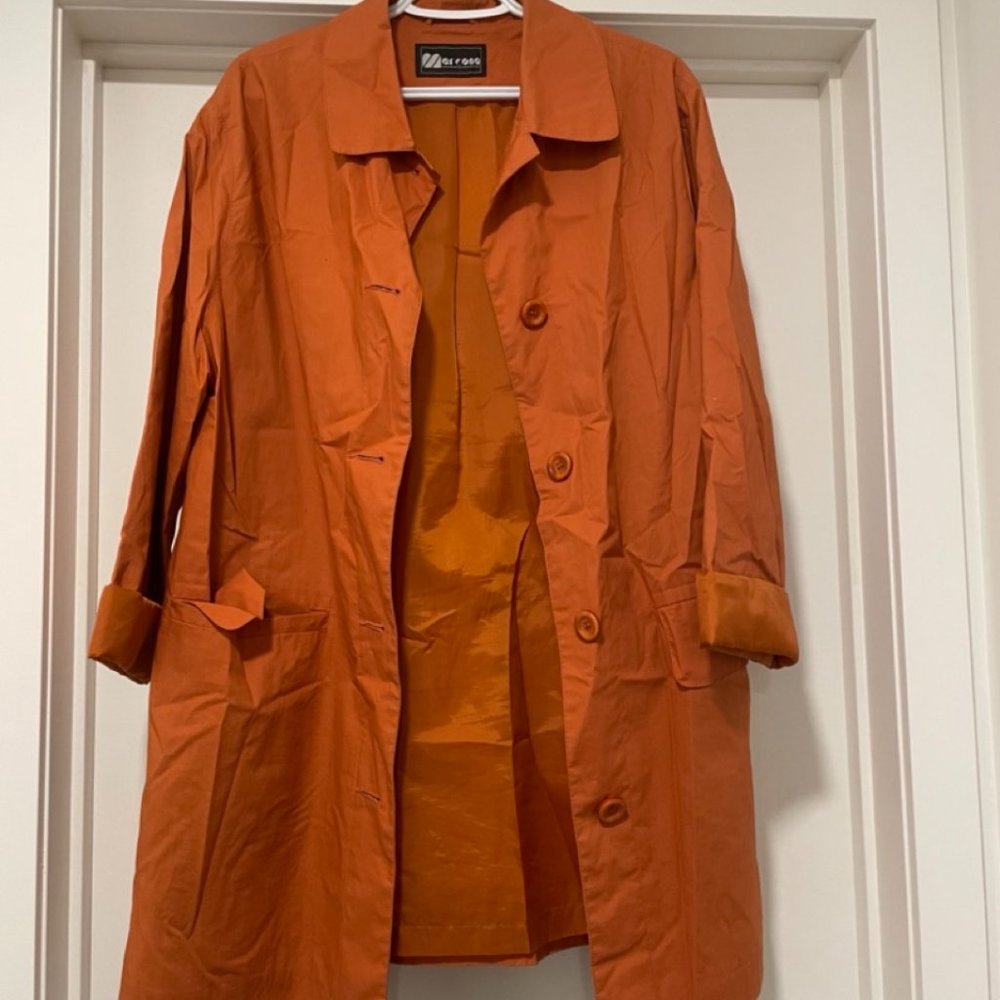 Orange trench coat - 100% cotton (interior)
